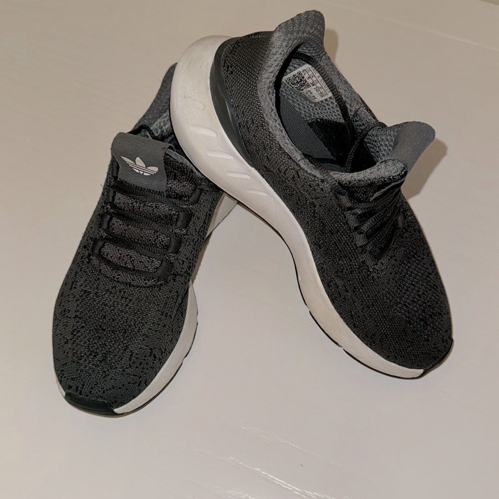 Adidas sneaker